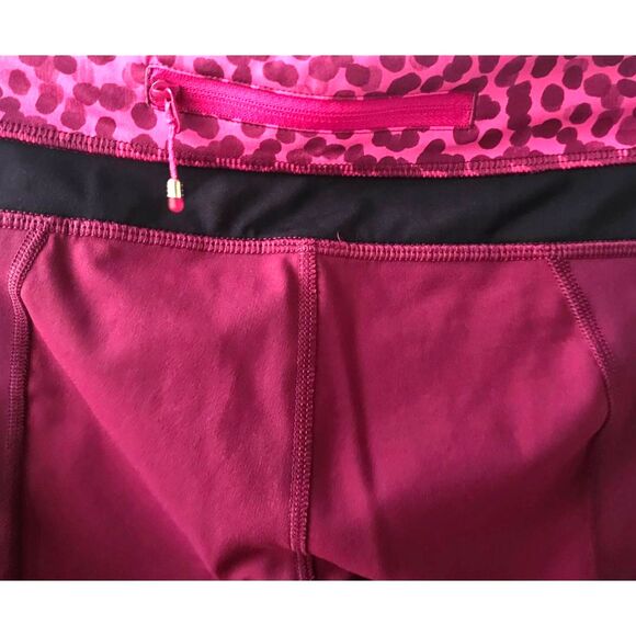 Lululemon Run Inspire Crop II Women’s Berry Running Leggings Size 8 EUC - Picture 2 of 5